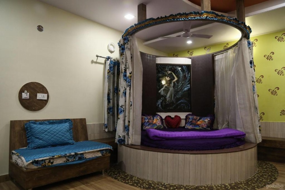 Room image 2