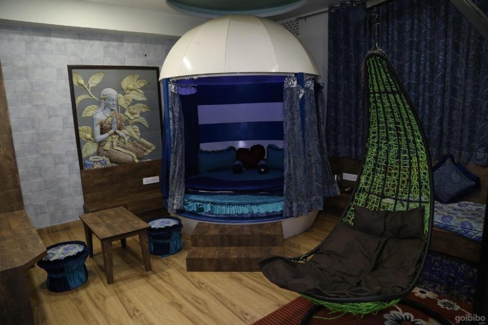 Room image 3