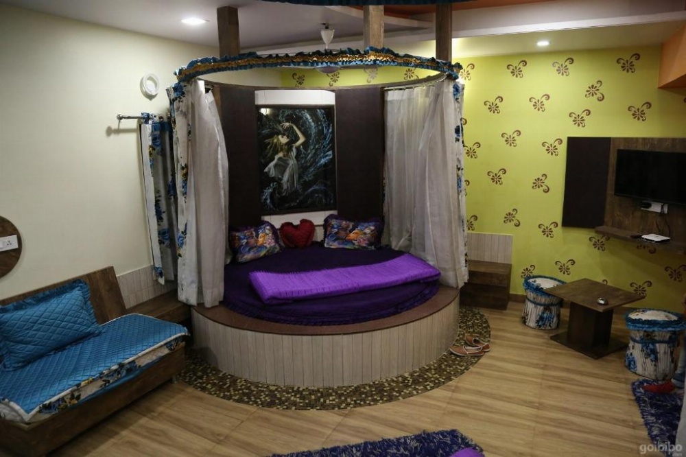 Room image 4