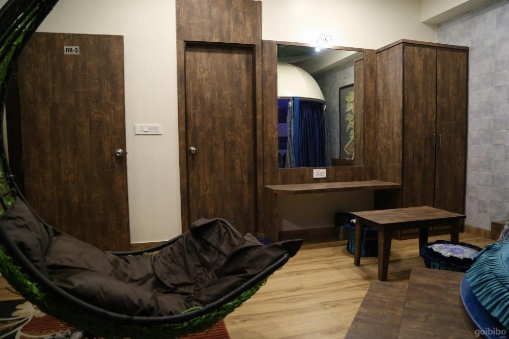 Room image 5
