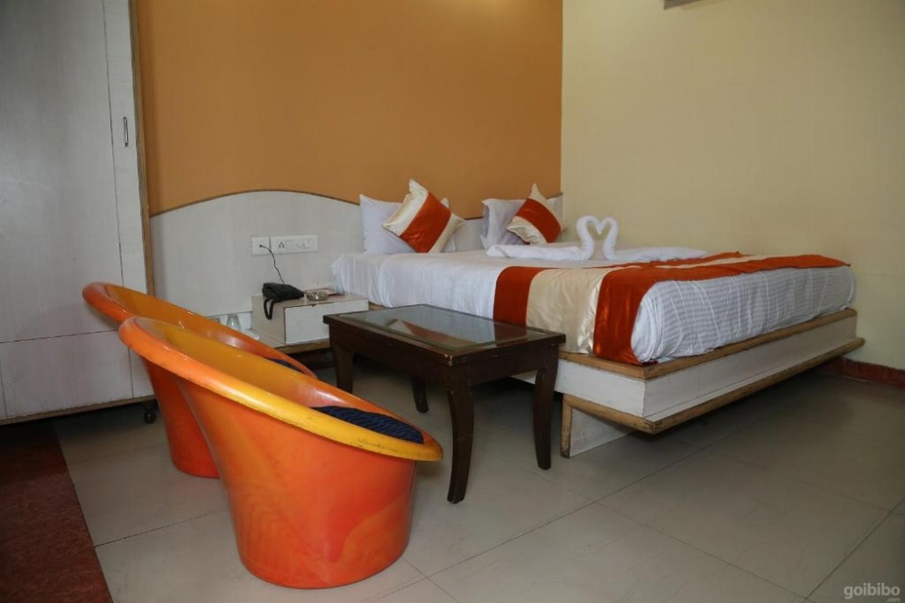 Hotel Mahadev Regency